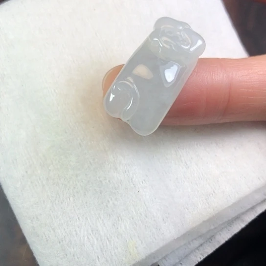 翡翠未镶嵌颈饰缅甸A货，每天下午1点半开播