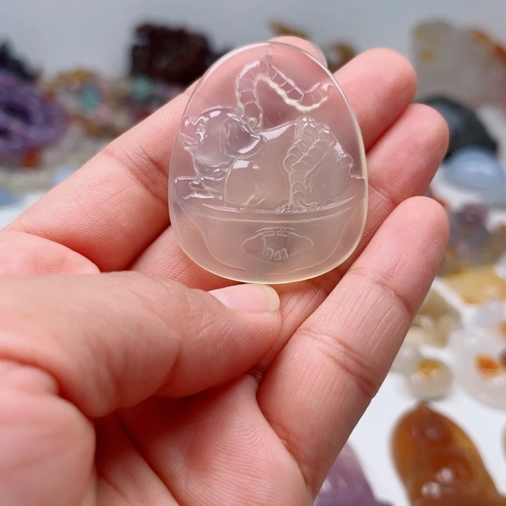 玛瑙/玉髓颈饰未镶嵌