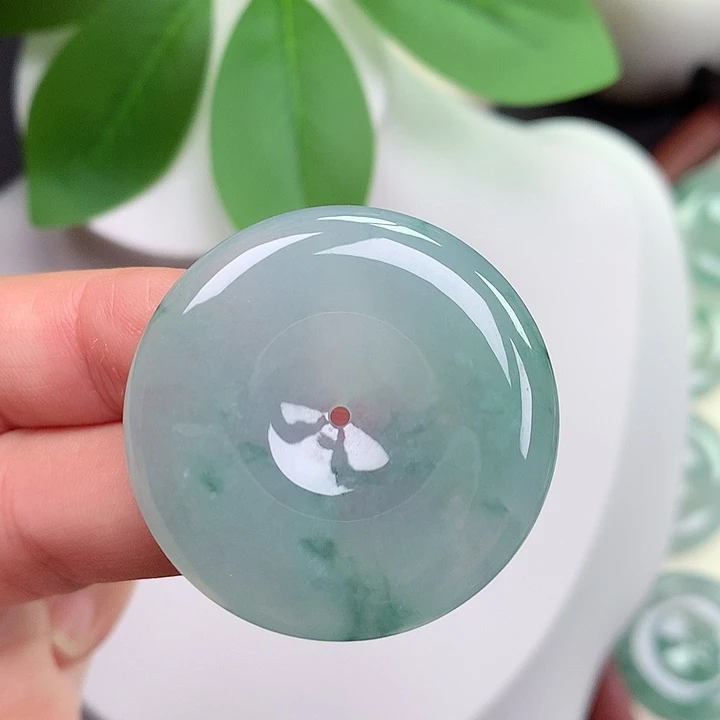 颈饰未镶嵌翡翠平安扣 34.8x5.6mm