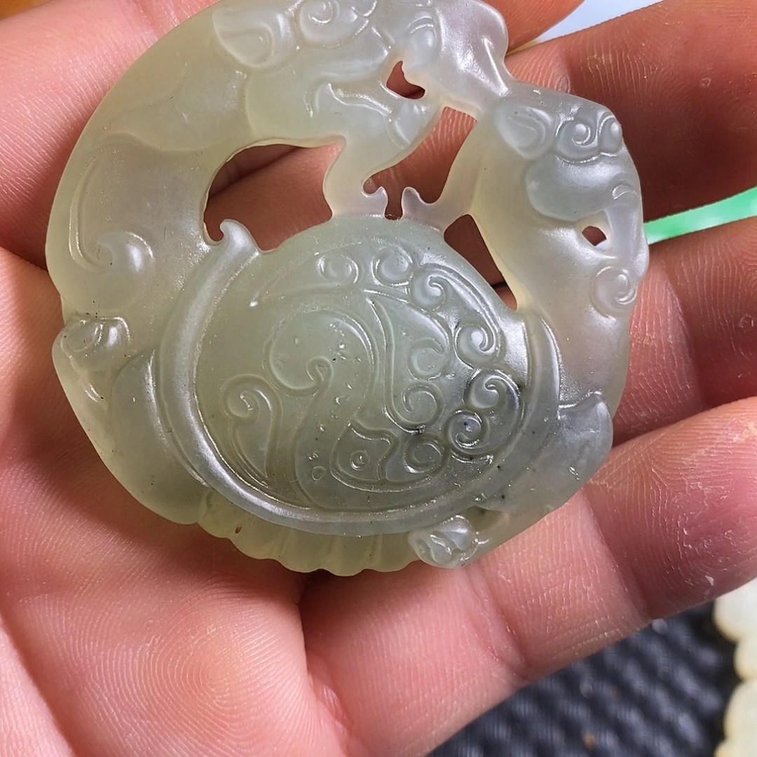 岫玉未镶嵌珠宝奇石