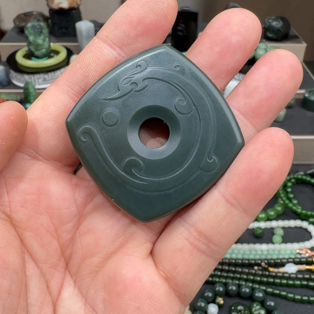 和田玉（青玉）未镶嵌颈饰