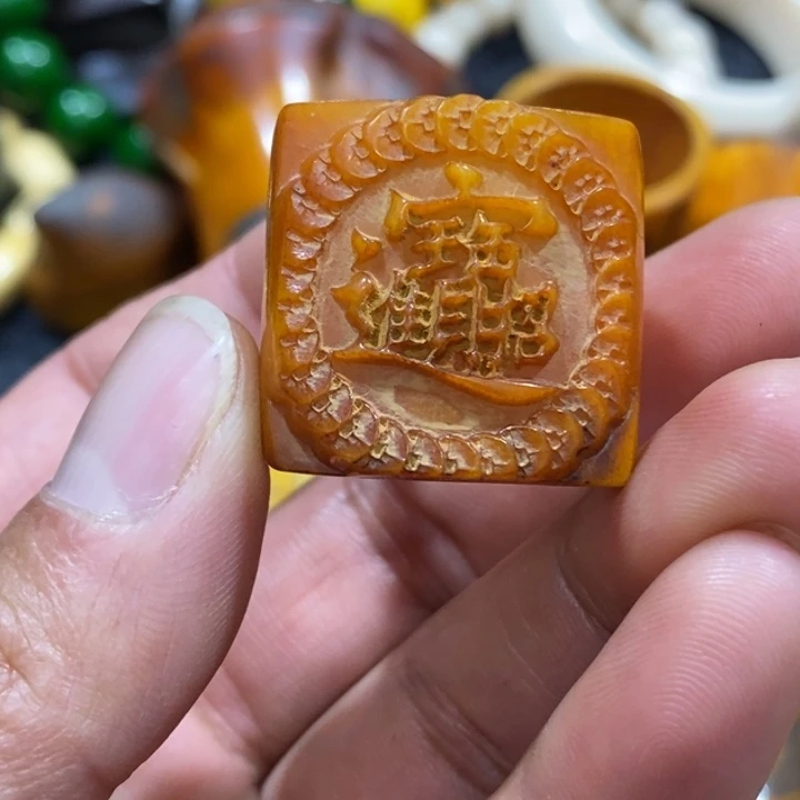 滴血莲花菩提吊坠