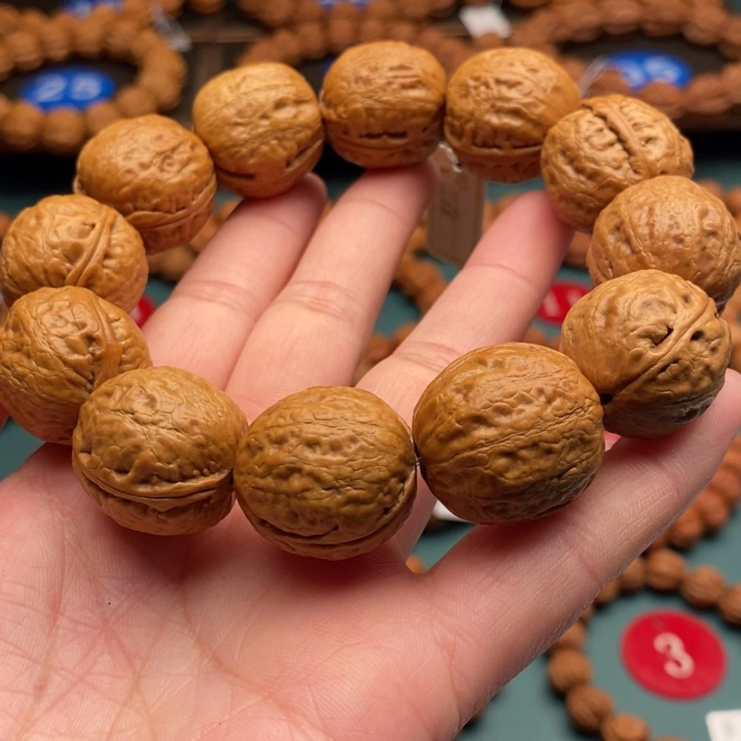 文玩核桃手串22尺寸