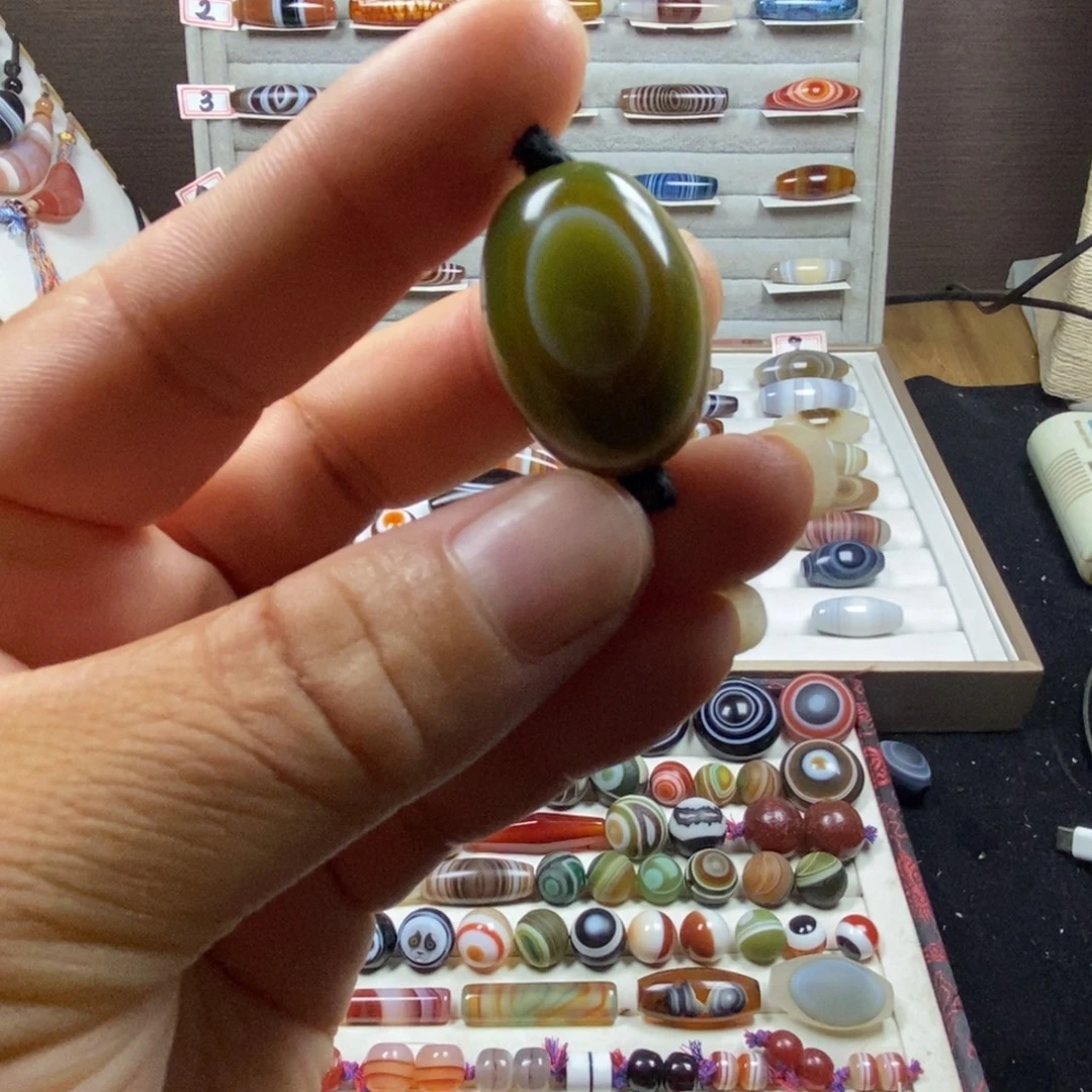 合金颈饰玛瑙/玉髓