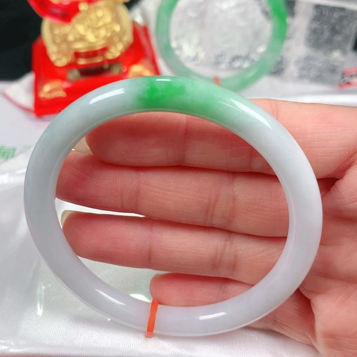 未镶嵌手镯翡翠  编号DH1133 圆条57