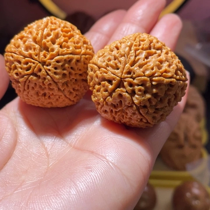 桃核把件五瓣金刚菩提37