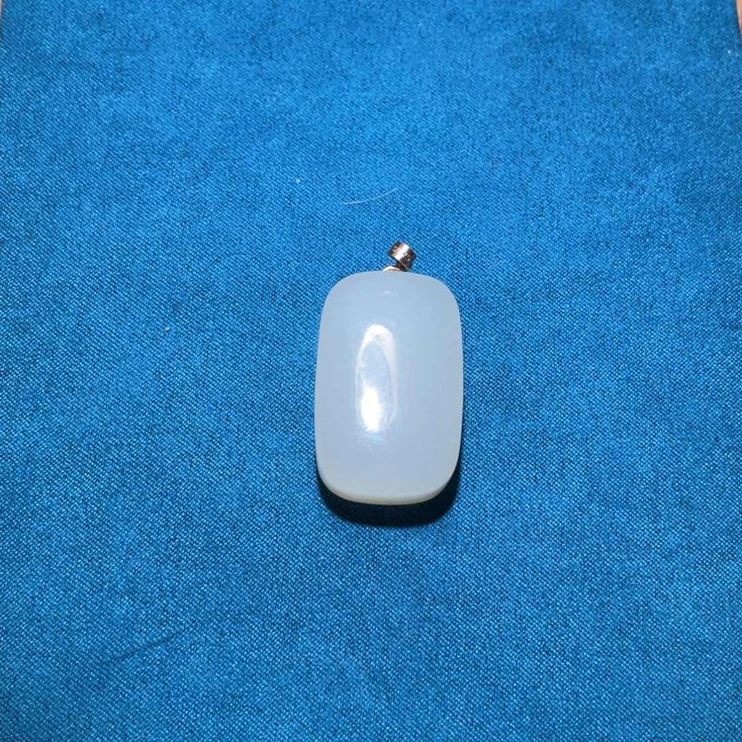 【闪购商品】吊坠(不含链)银S925镶嵌和田玉