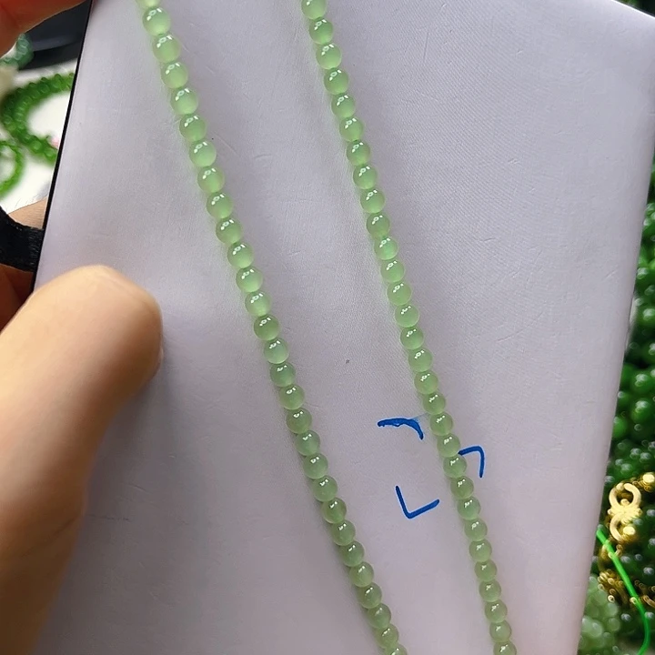 和田玉未镶嵌耳饰