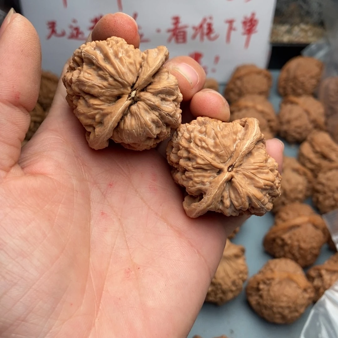 文玩核桃吊坠泛**雨将军膀33