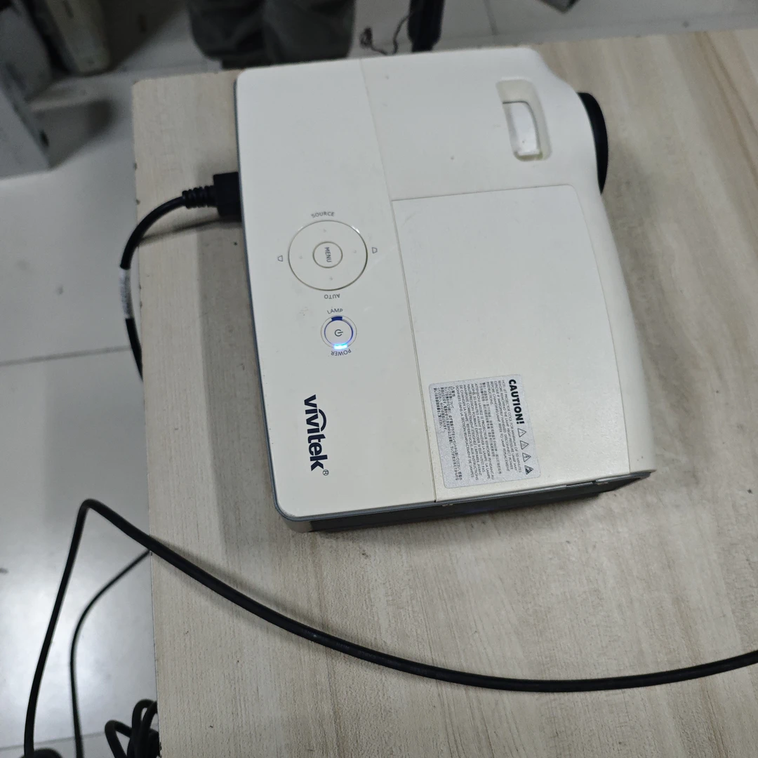 高清丽讯投影仪运费到付