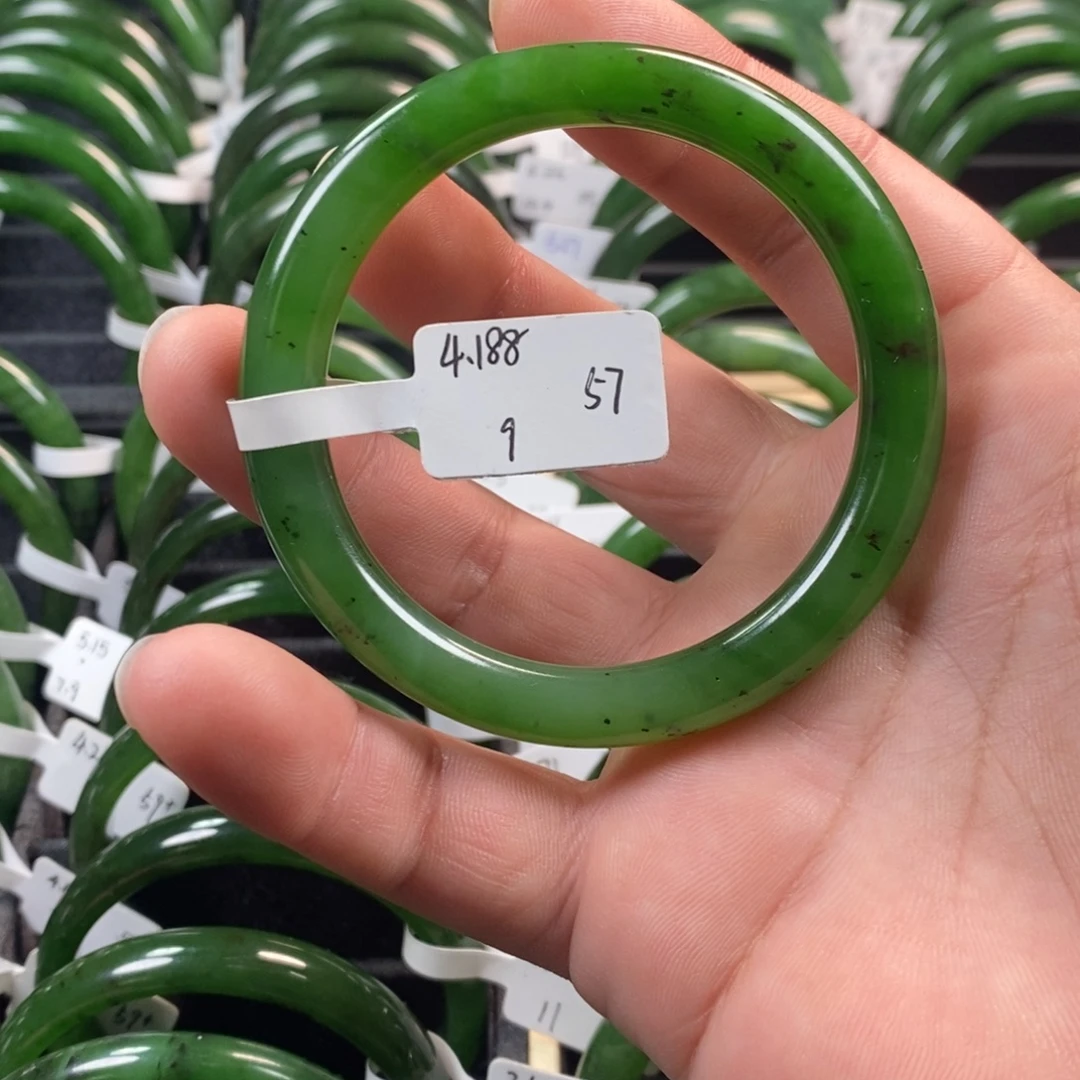 和田玉（碧玉）未镶嵌手镯57