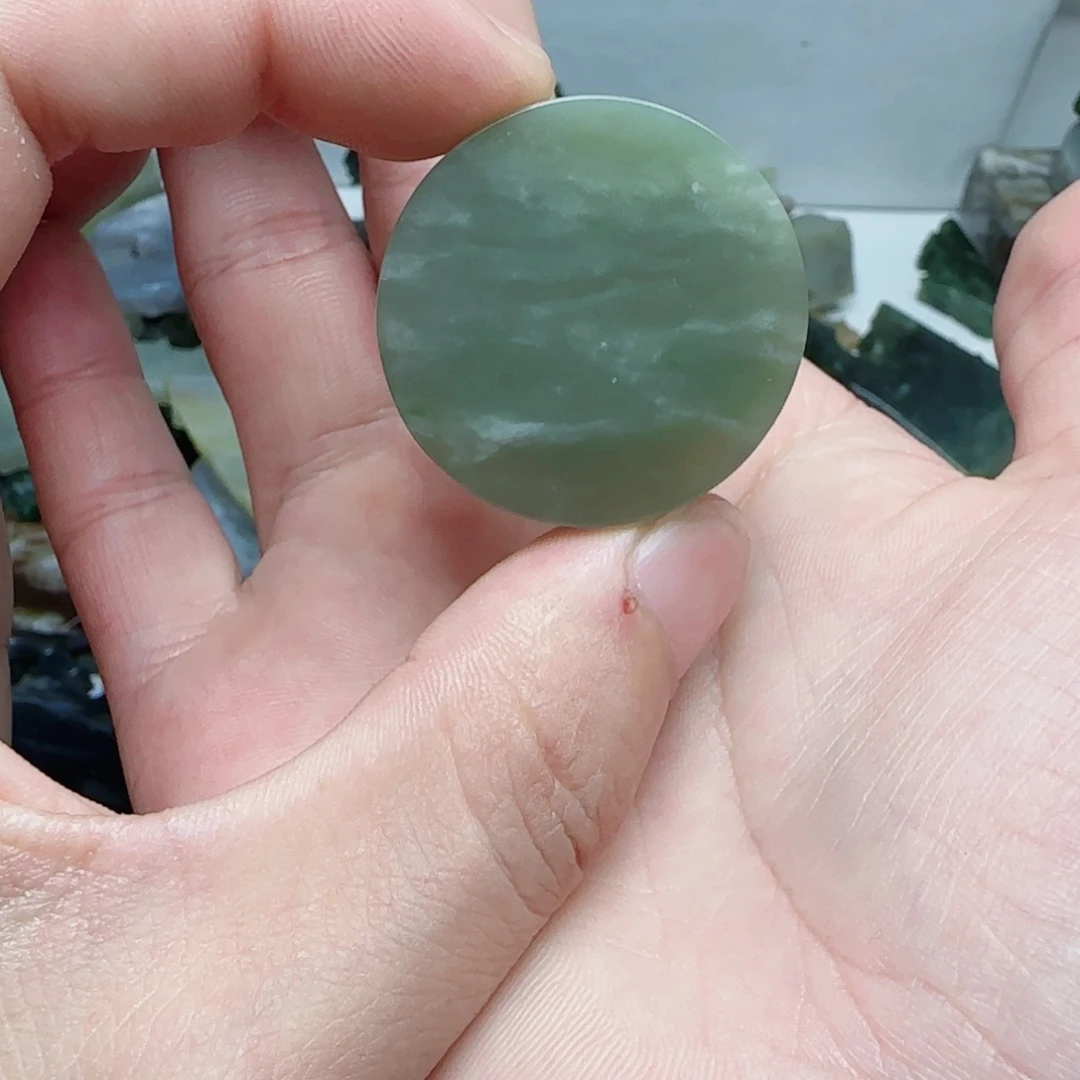 未镶嵌和田玉珠宝半成品