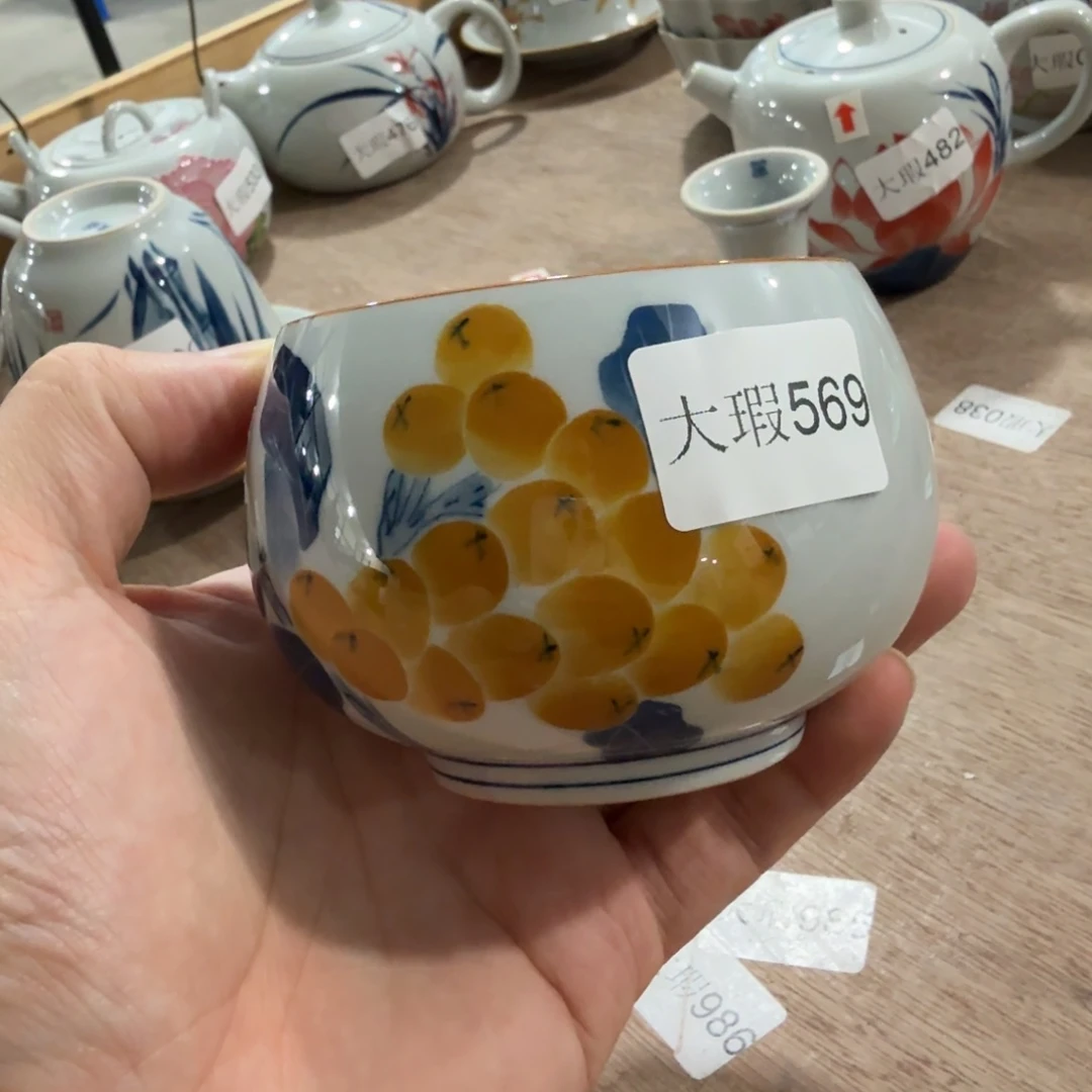 釉下手绘茶具微瑕