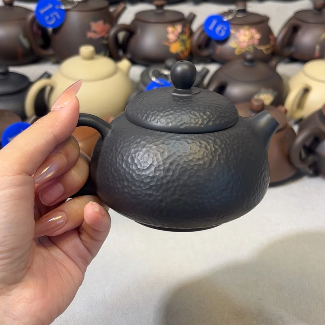 【闪购商品】红泥 锤纹壶 容量 210c c