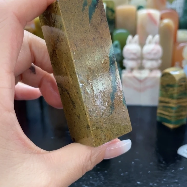 青田石:***明混合各种石