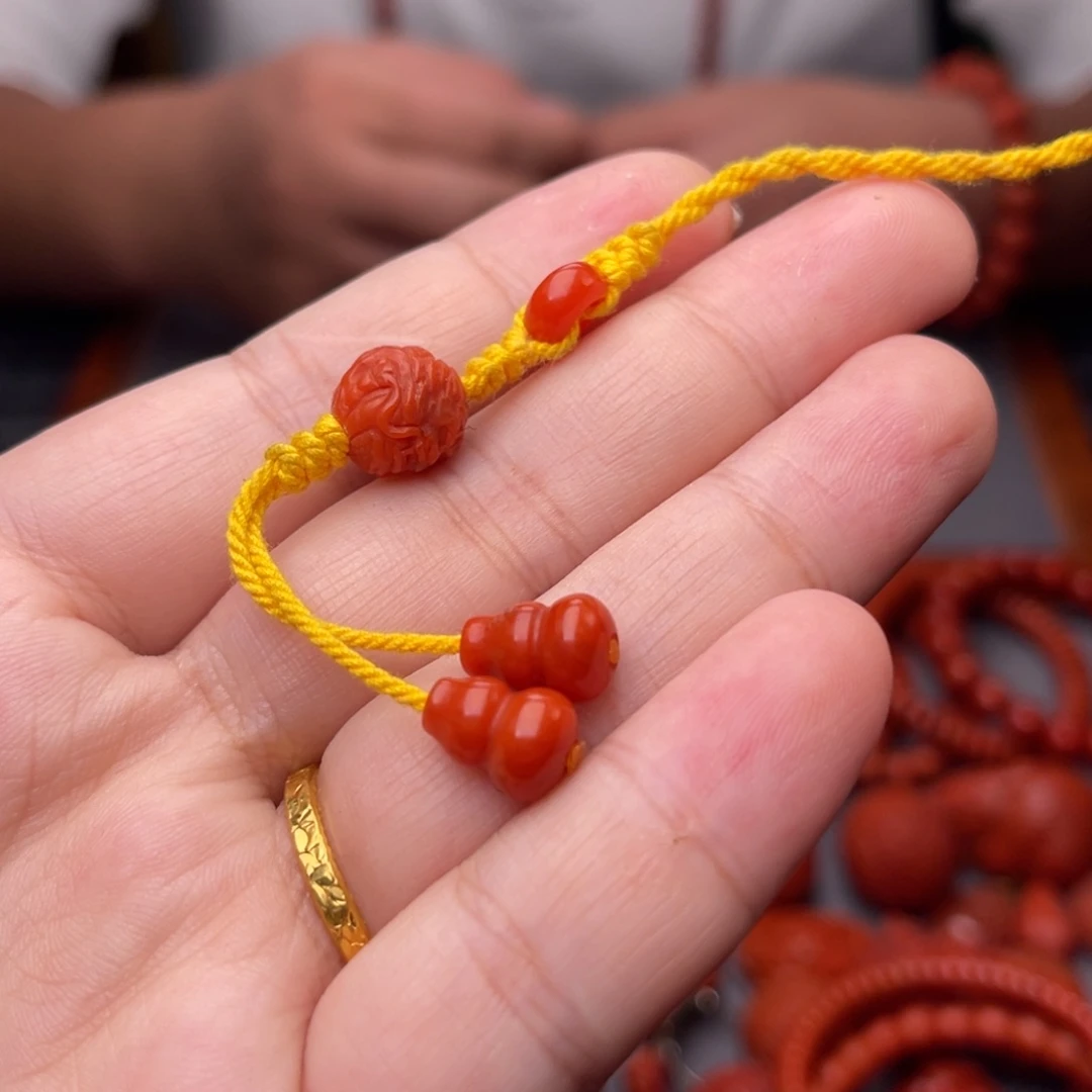未镶嵌配饰南红玛瑙