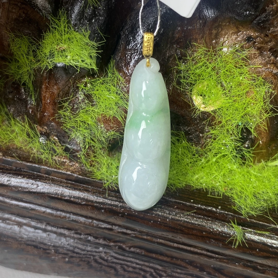 25609天然缅甸A货翡翠-豆子