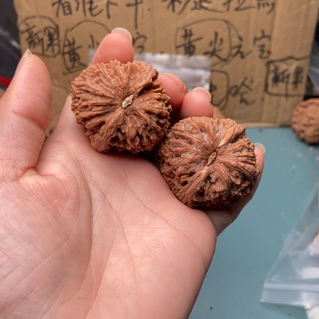 鼠***特吊坠文玩核桃蒜头56