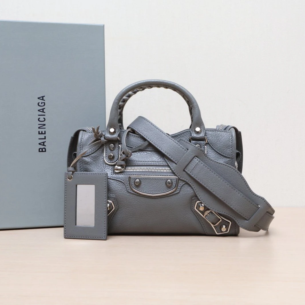 95新 Balenciaga/巴黎世家 小花攀攀City Mini 24 机车包 灰色