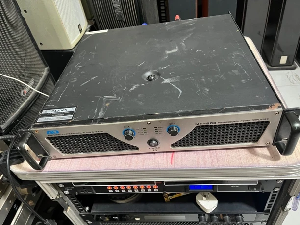 8新  二手后级功放 MT-800 不包邮 （右声道有故障 需维修）