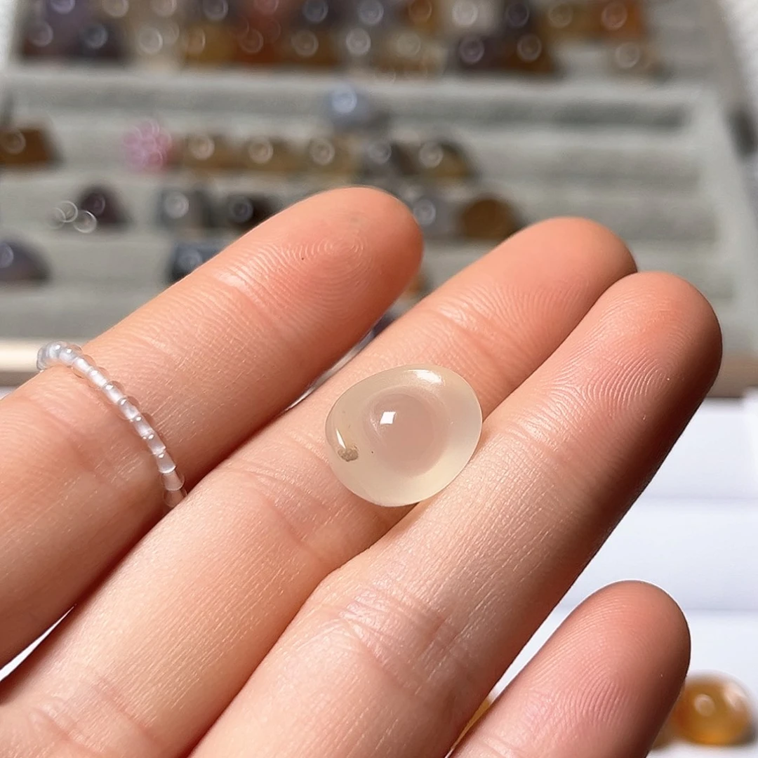 玛瑙/玉髓手镯未镶嵌芙*酱