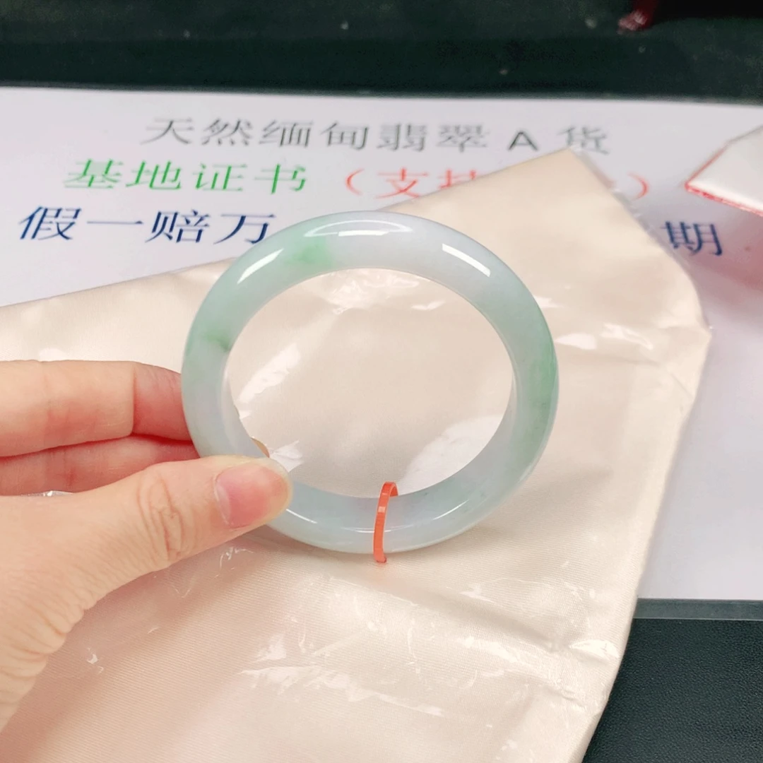 翡翠未镶嵌手镯缅甸天然A货翡翠