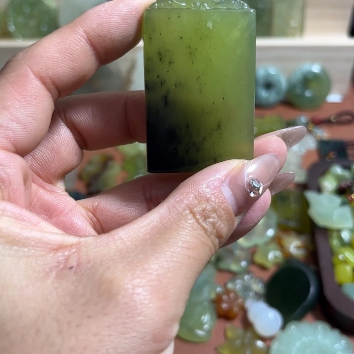 蛇纹石玉合金颈饰