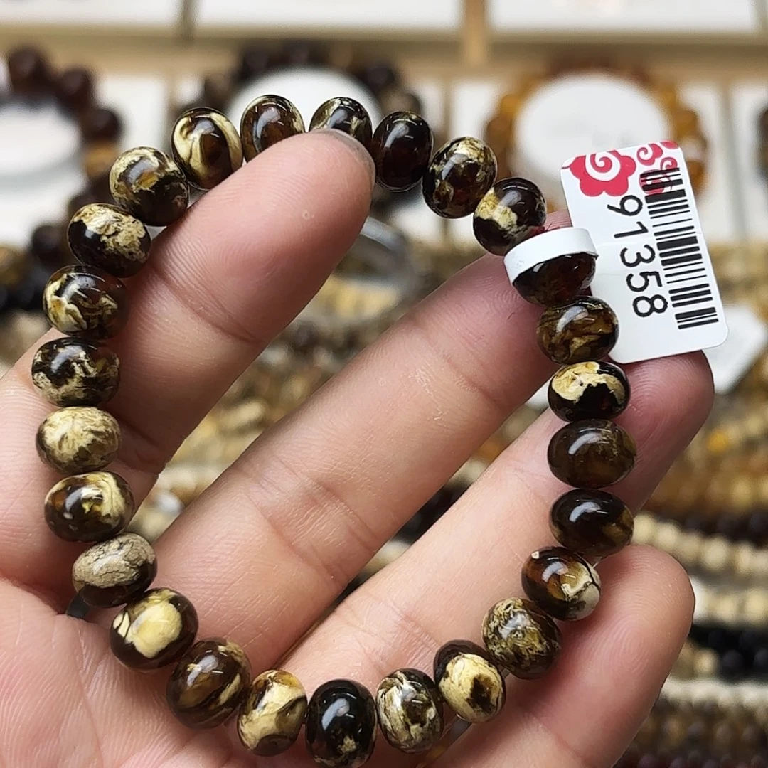 琥珀未镶嵌裸石九91358