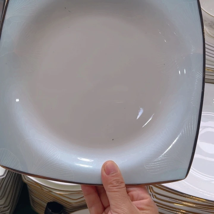 瓷片八寸方盘四个微瑕