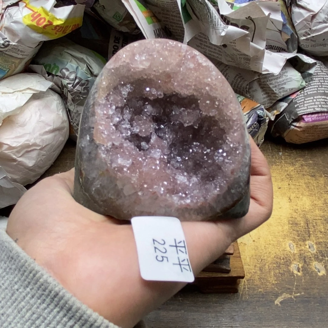 紫晶乌拉圭未镶嵌