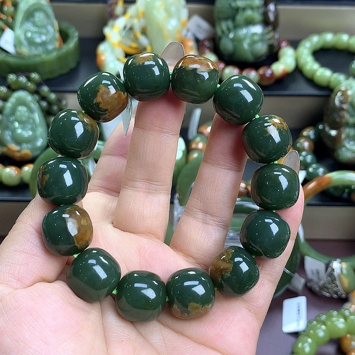 已***置手串未镶嵌透闪石质玉