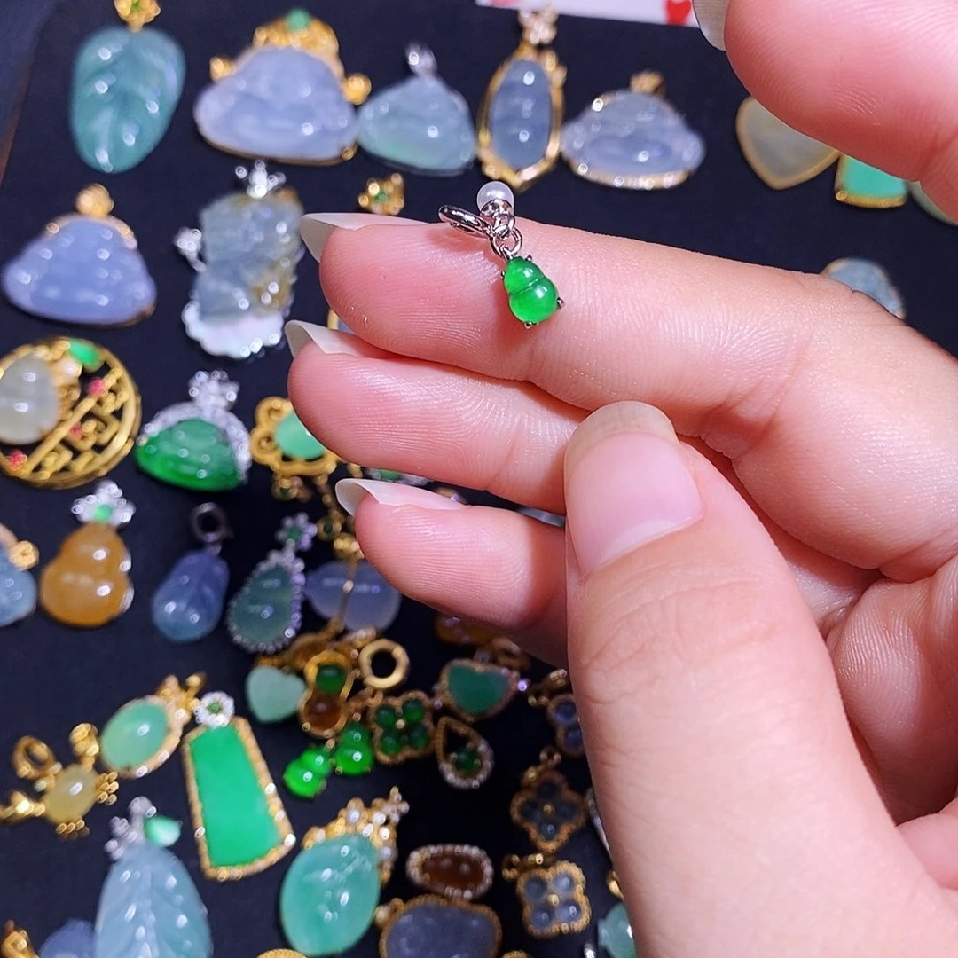 翡翠银S925镶嵌颈饰