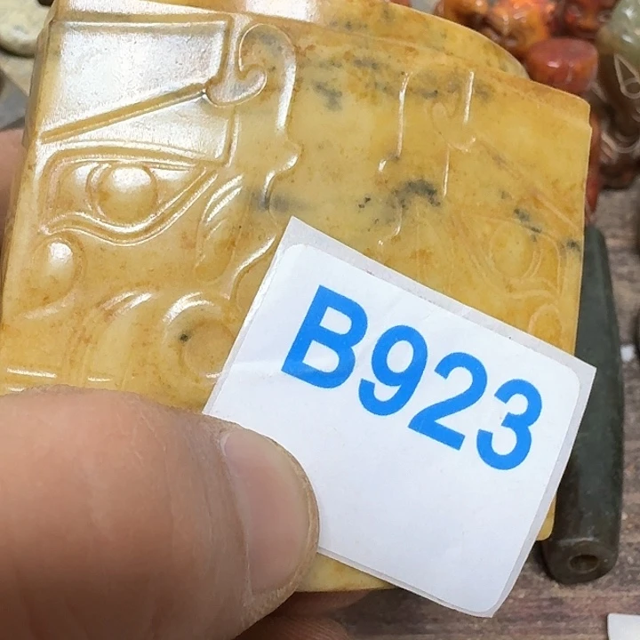 和田玉颈饰未镶嵌d****k