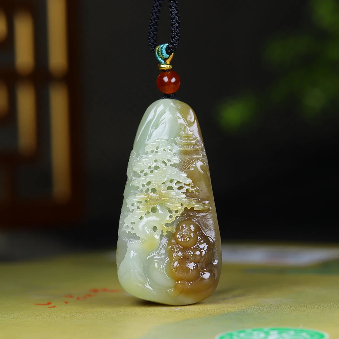 010576和田玉糖白山水吊坠