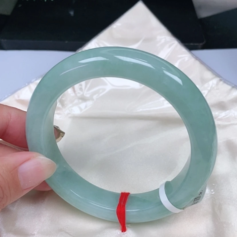 【闪购商品】翡翠手镯未镶嵌，