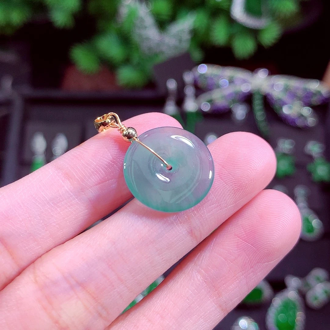 颈饰未镶嵌翡翠天然