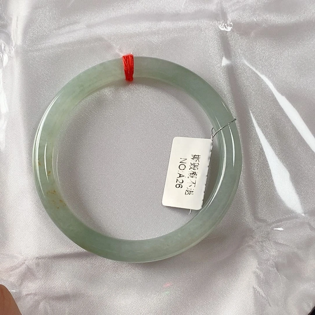 翡翠未镶嵌手镯手镯
