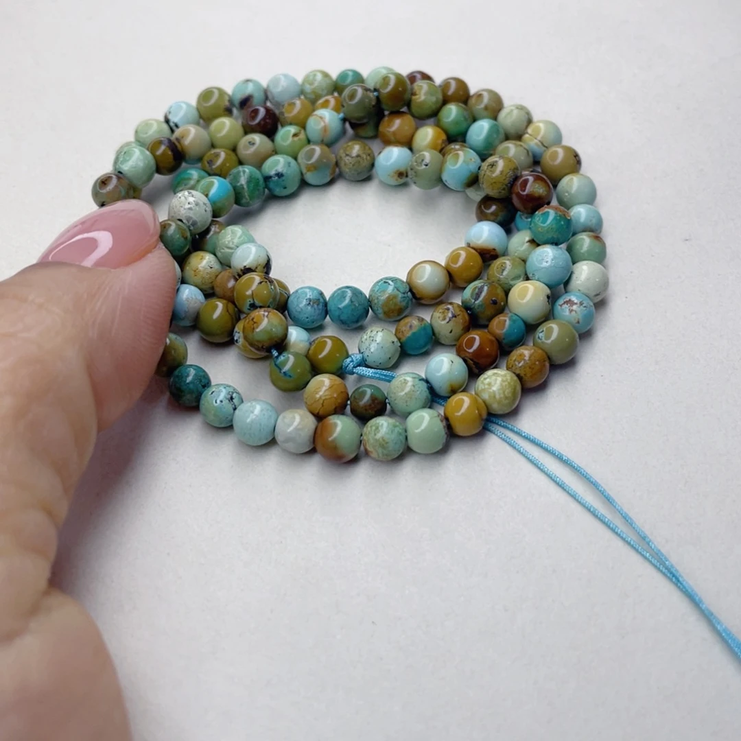 绿松石未镶嵌颈饰