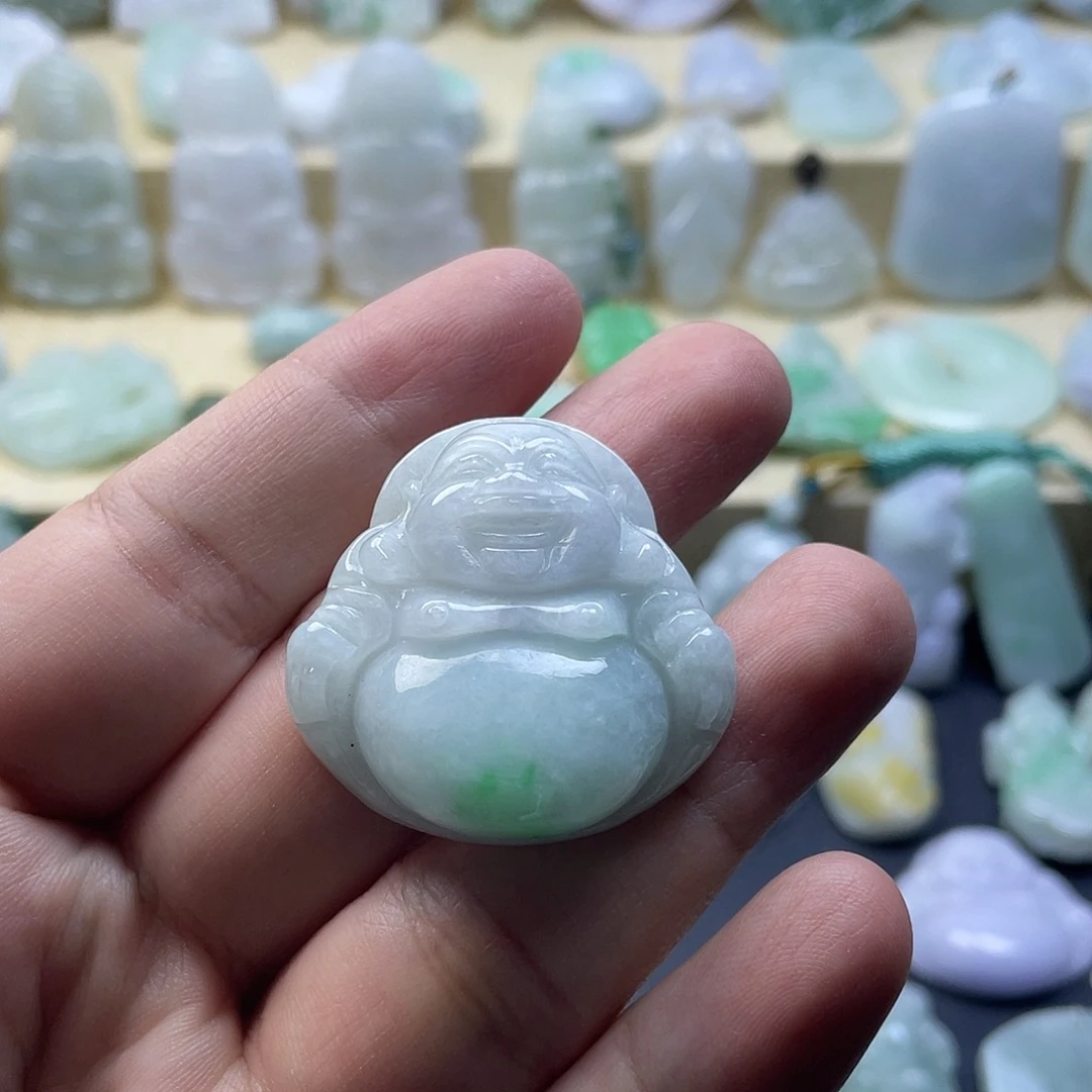 梦***琪翡翠未镶嵌颈饰纯天然翡翠