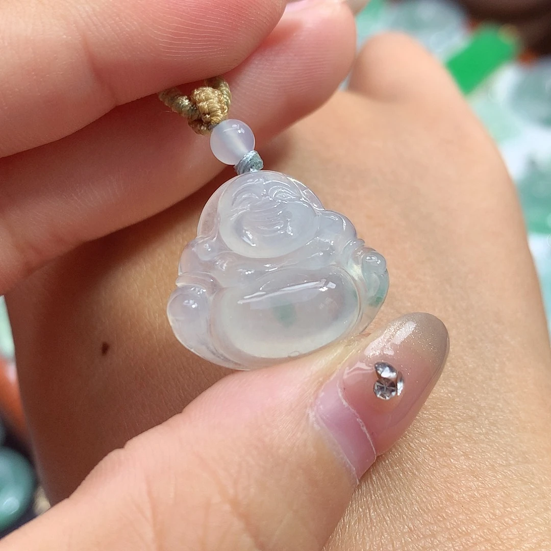 翡翠未镶嵌颈饰佛公