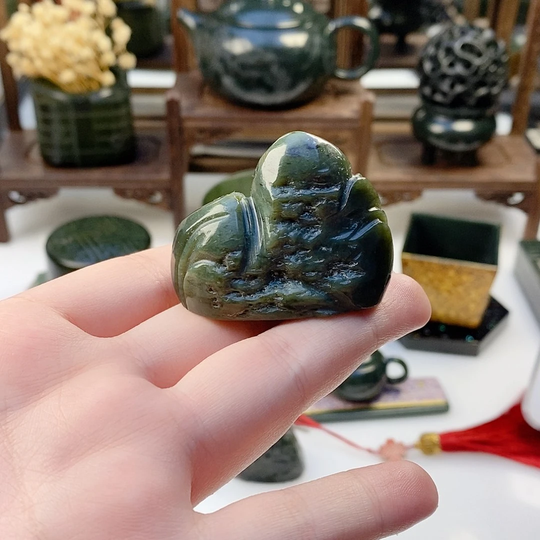 未镶嵌和田玉（青玉）挂件