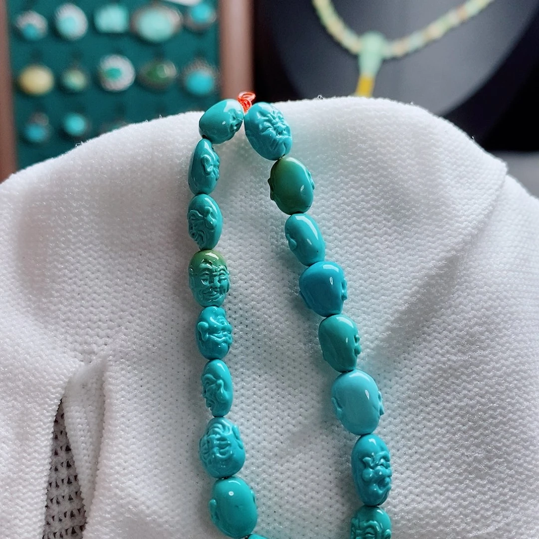 未镶嵌绿松石颈饰