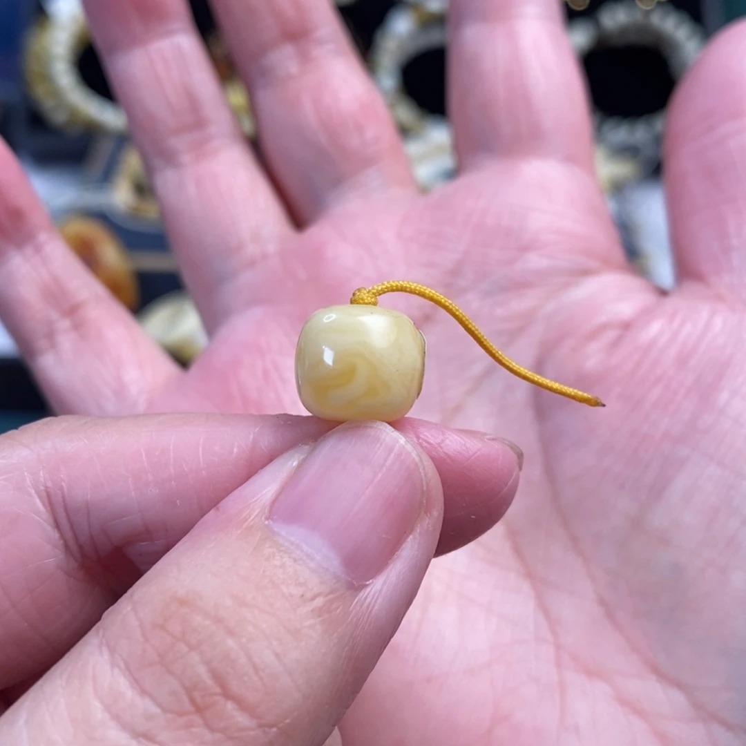 裸石蜜蜡未镶嵌阿尔卑斯奶白单珠11×10