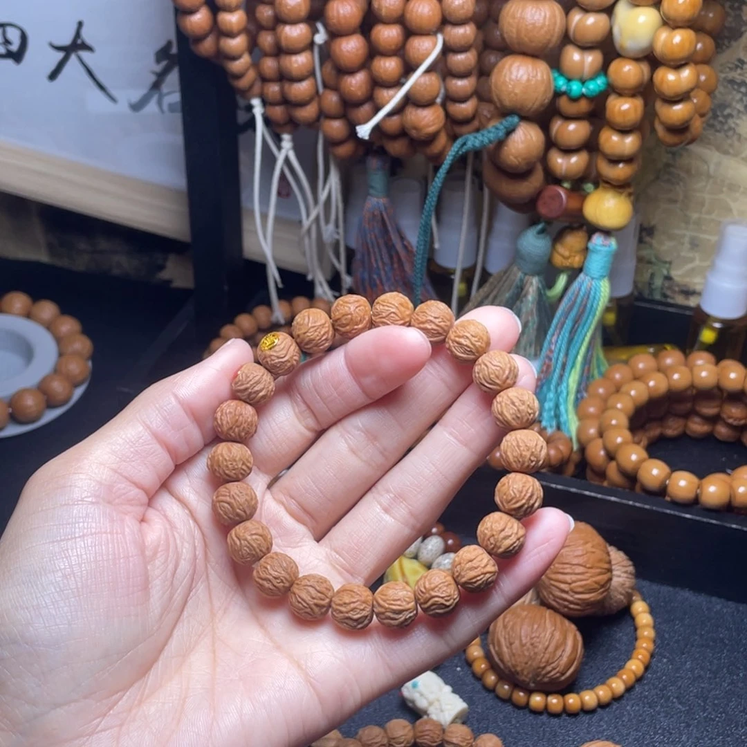 吊坠猴头核桃毒液