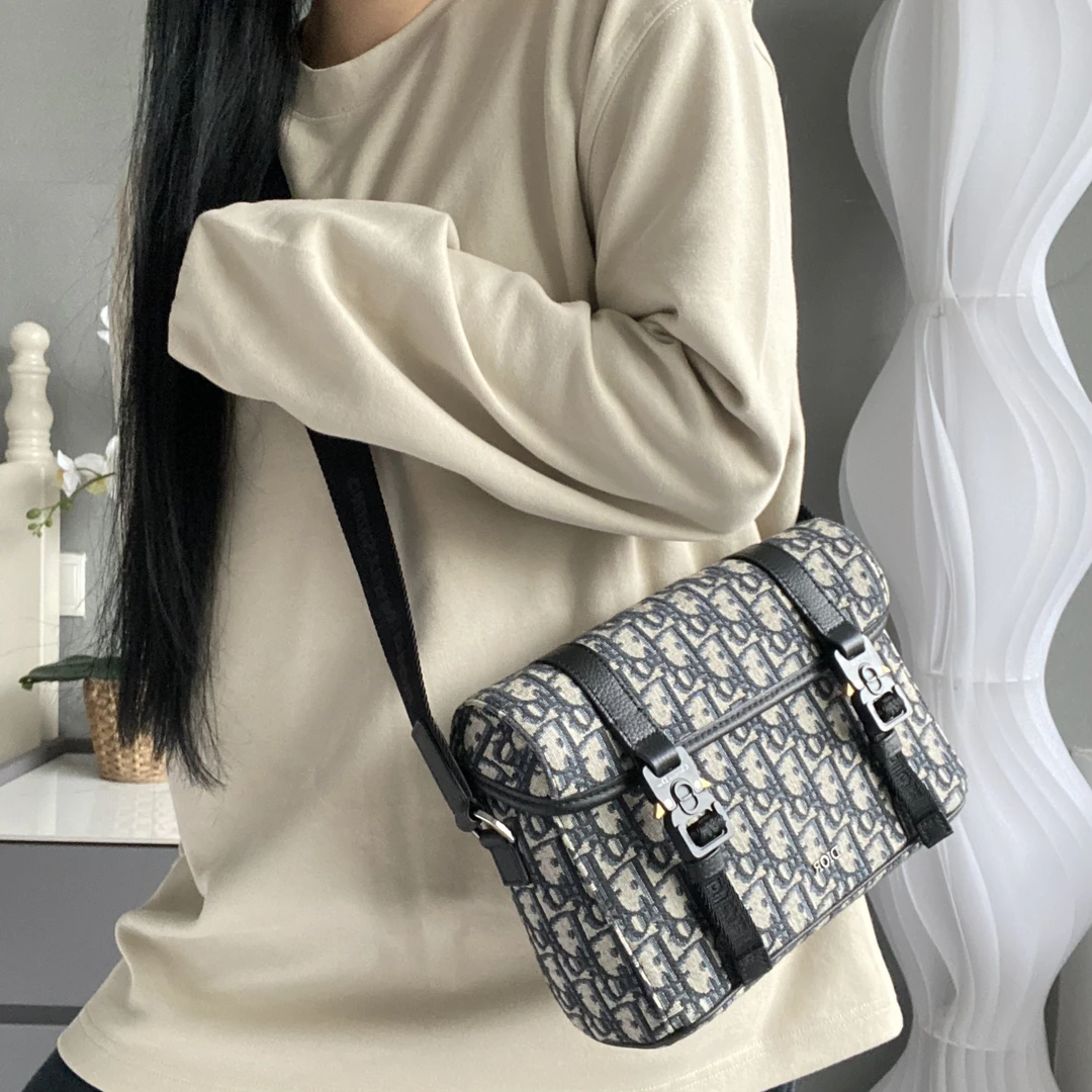 95新 DIOR/迪奥 【可】老花hit theroad邮差包小号 88 11139