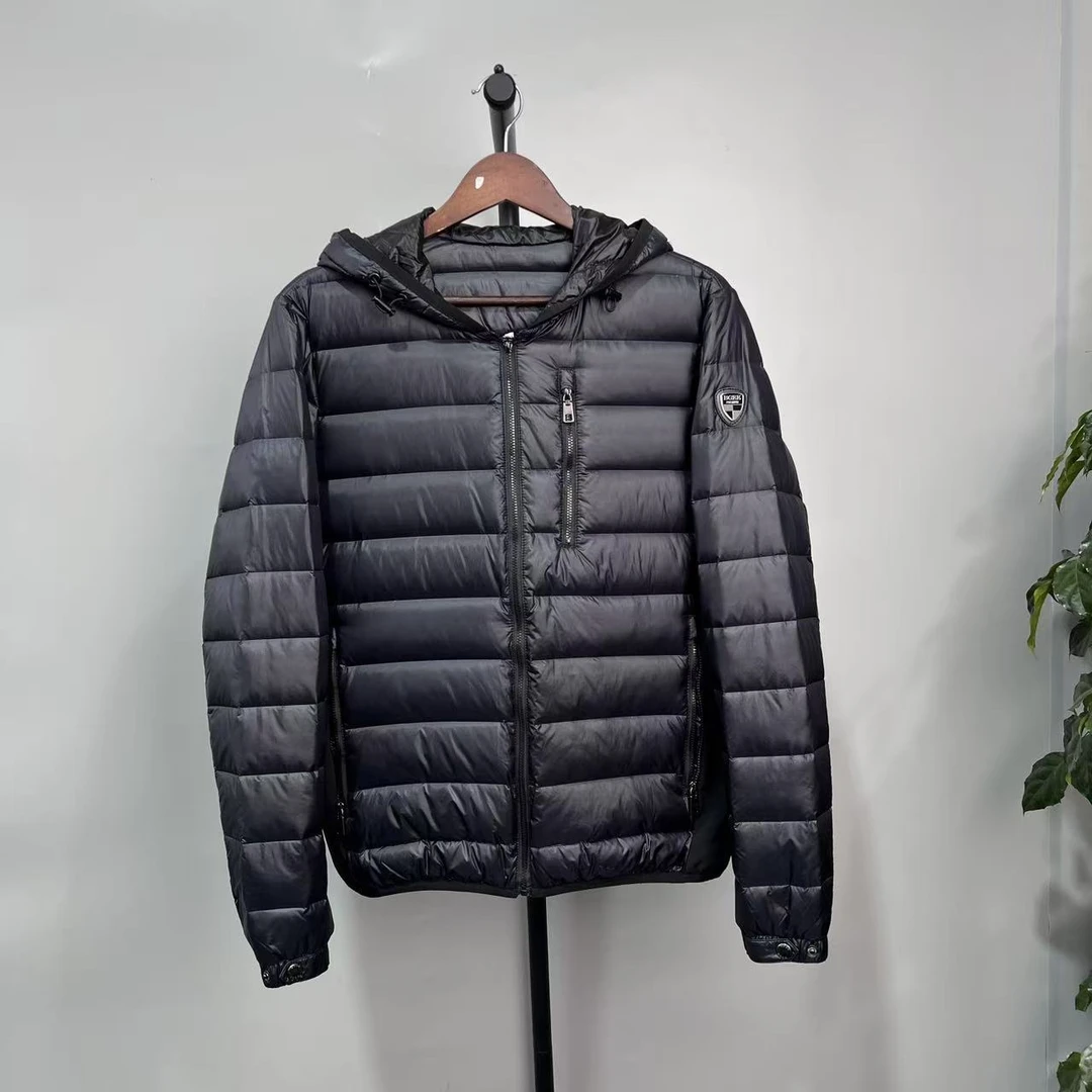 海港城奢牌秋冬季黑色拼接多口袋机能连帽白鹅绒羽绒服 Q1184 A1