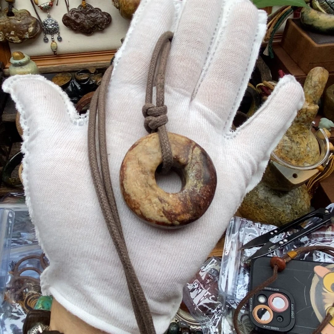 岫岩河磨玉（透闪石质玉）未镶嵌挂件咖*年