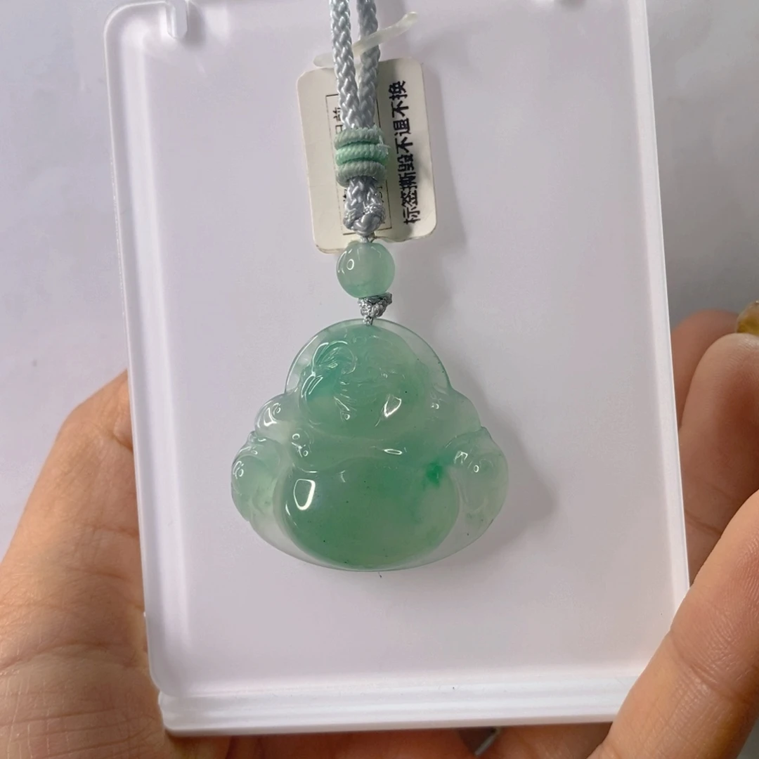 石英质玉未镶嵌颈饰