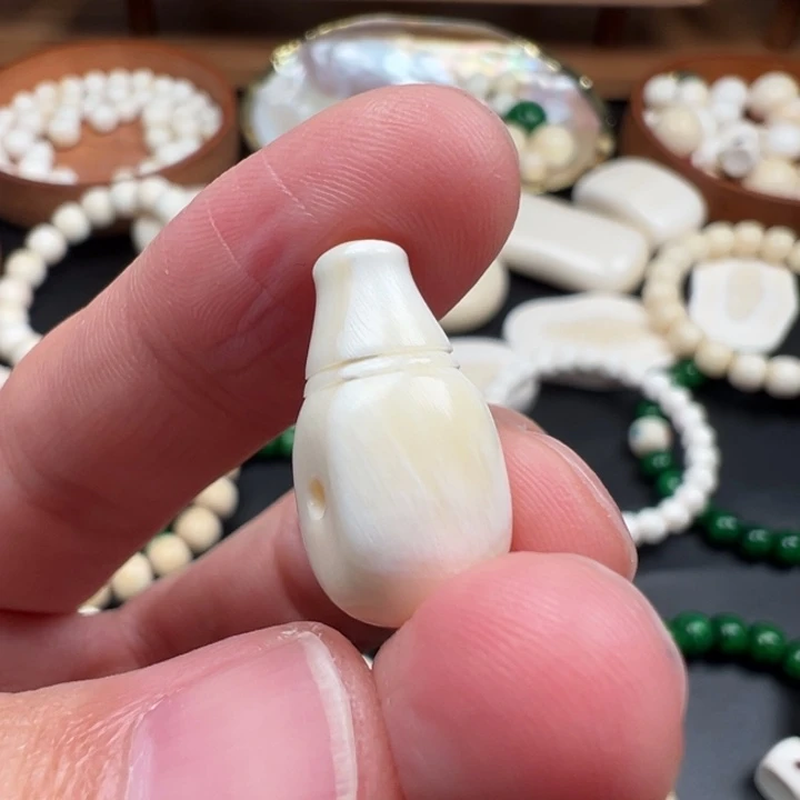 少***、白玉菩提吊坠独独三通！！！