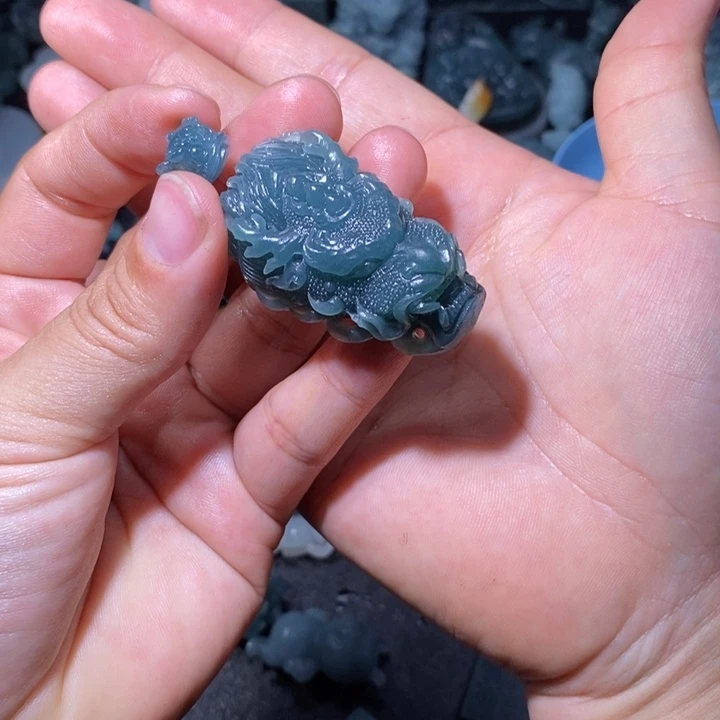 未镶嵌定制翡翠M****m毛